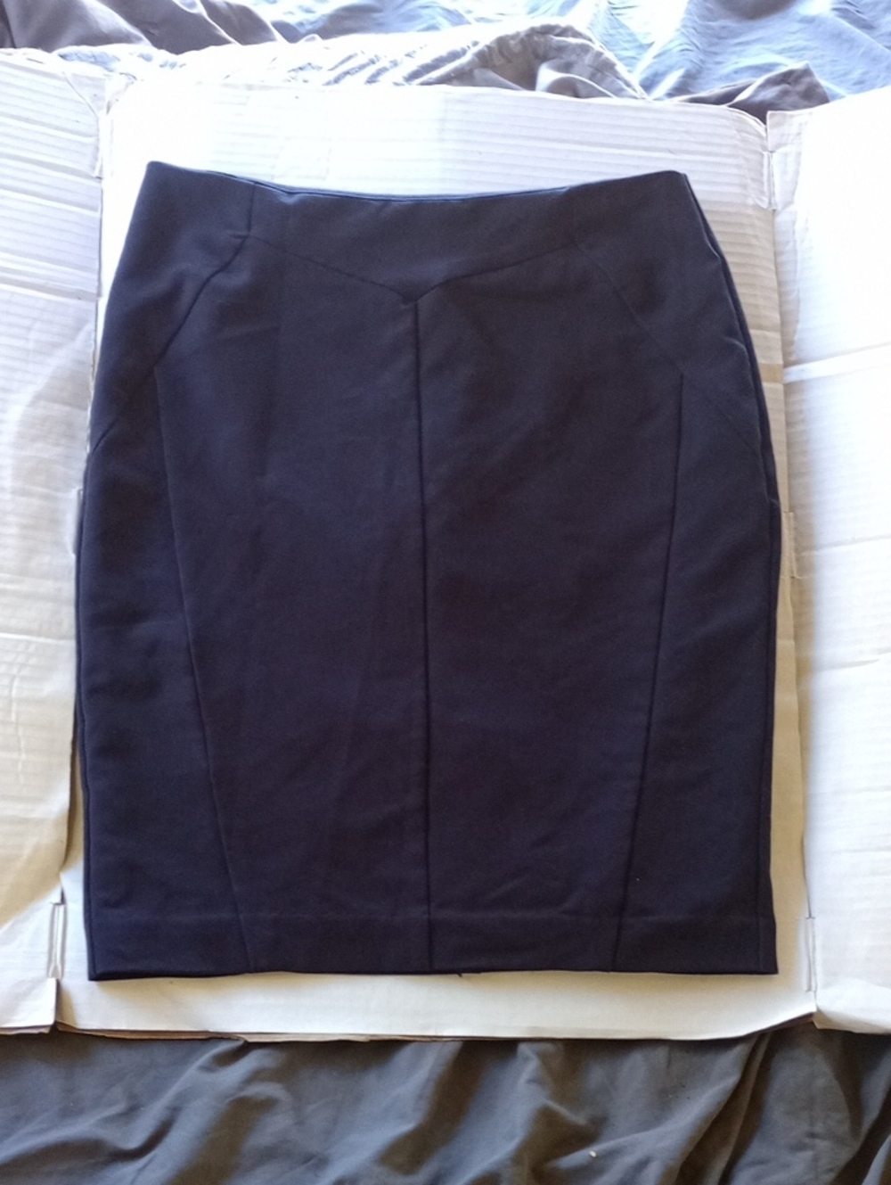 Women's Size 10 Worthington Navy Lined Pencil Skirt Sleek Professional Business